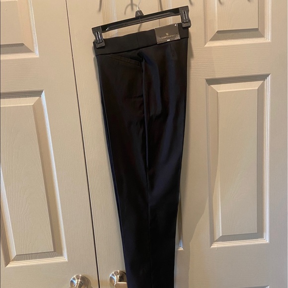 NWT- Womens Black Worthington Slacks w/elastic waistband - Picture 4 of 8